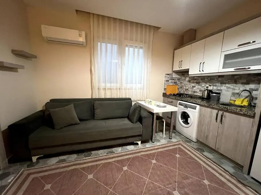 Apartamento Basement Floor, Erasta Mall Karsisi, Merkezi '20' Antalya
