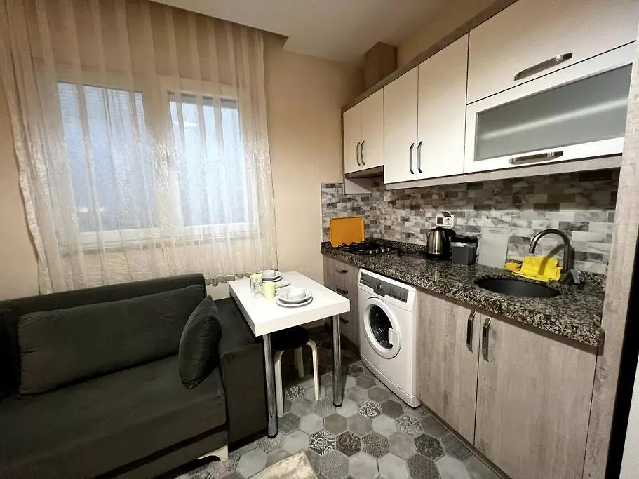 Apartamento Basement Floor, Erasta Mall Karsisi, Merkezi '20' Antalya